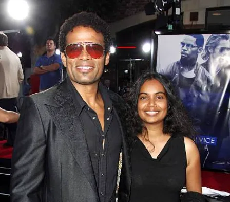 mario van peebles wife