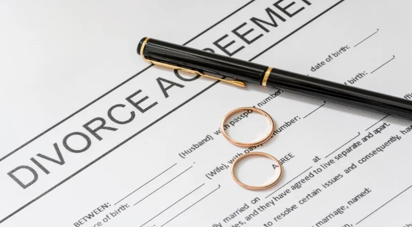 10 Crucial Factors that Raise the Likelihood of Hiring a Divorce Lawyer