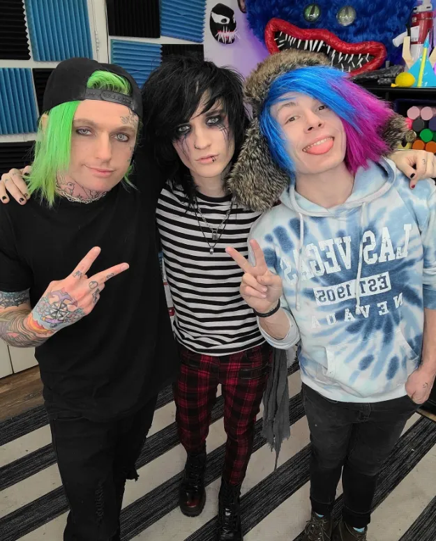 johnnie guilbert height