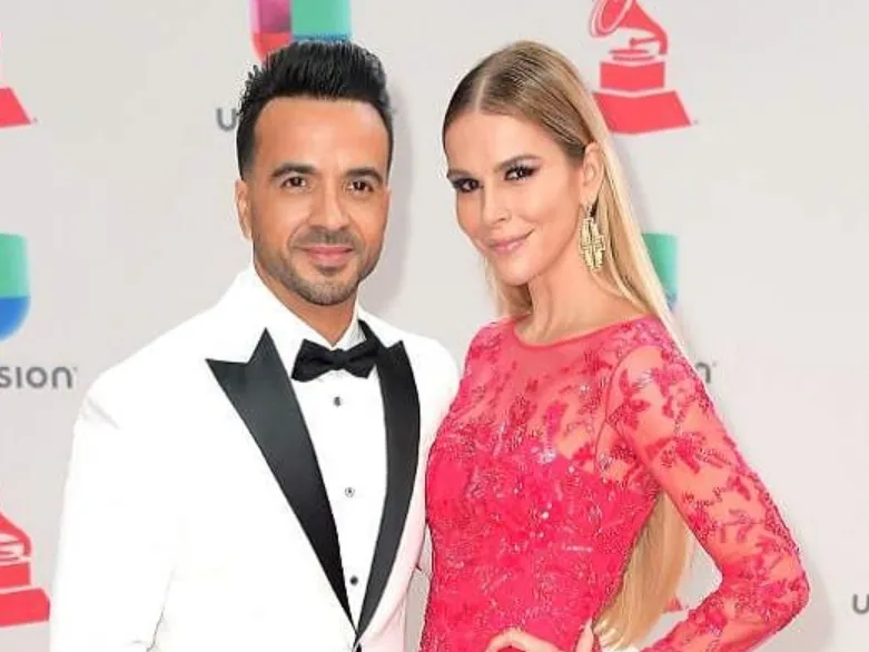 Luis Fonsi Wife, Age, Height, Weight, Net Worth, Career, And More