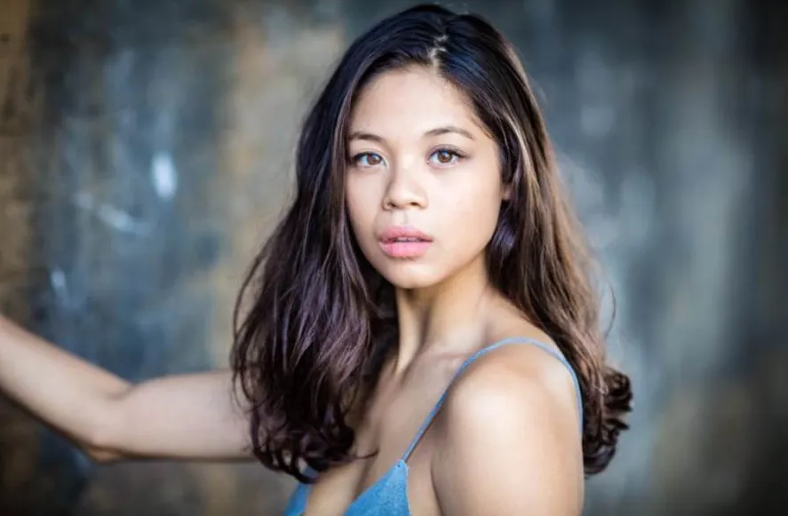 Eva Noblezada Ethnicity, Height, Weight, Net Worth, Age, Career And Full Bio 