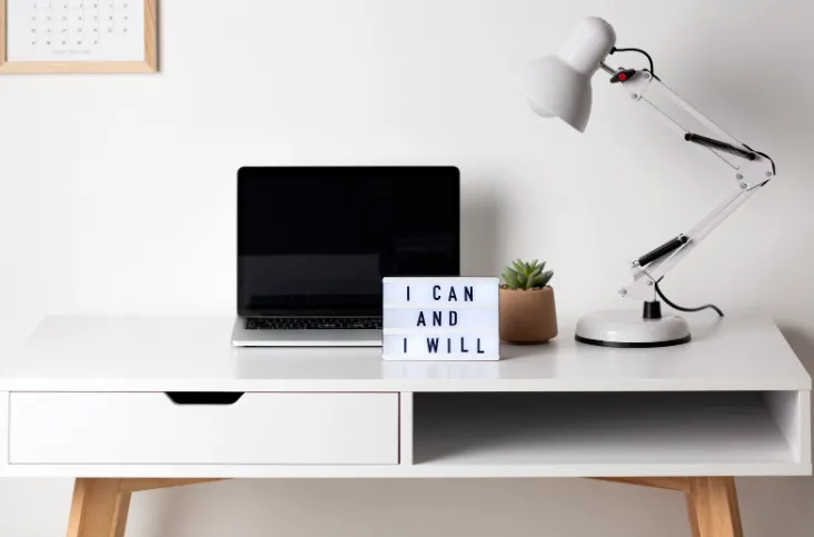 Best Home Office Desks in the UAE for Small Spaces Best Home Office Desks in the UAE for Small Spaces