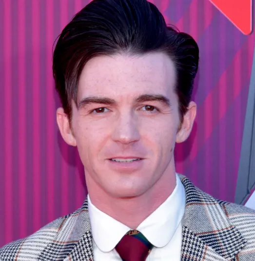 Drake Bell Girlfriend, Age, Height, Weight, Net Worth, Career, And More