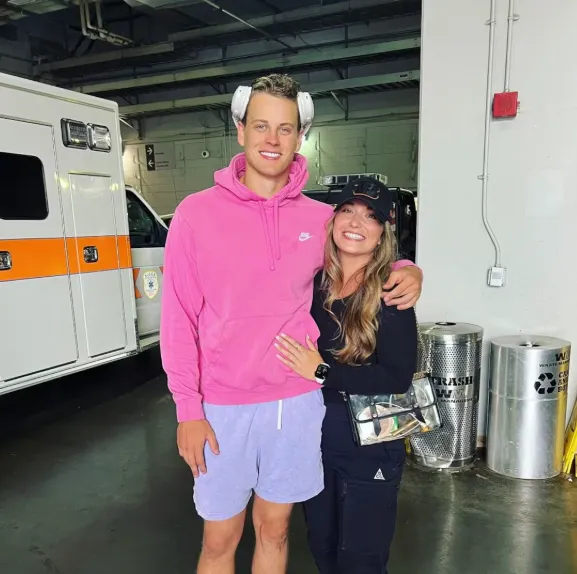 Joe Burrows' Girlfriend, Height, Weight, Net Worth, Age, Career And Full Bio