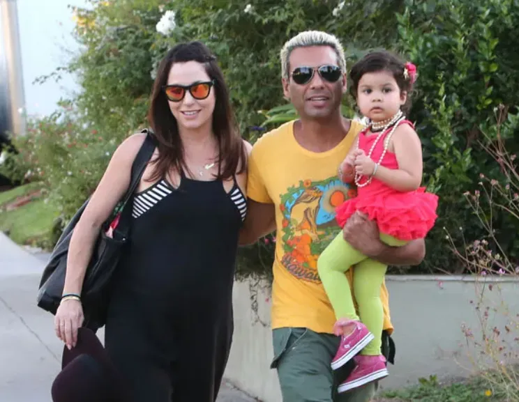 Tony Kanal's Wife, Height, Weight, Net Worth, Age, Career And Full Bio