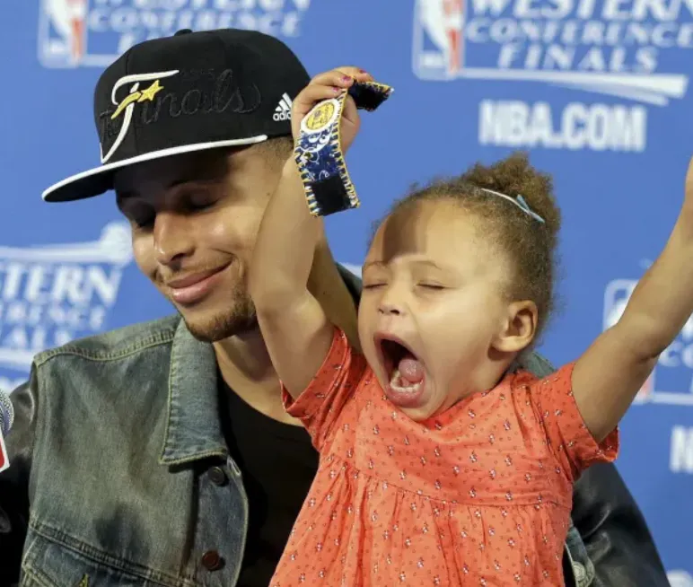 Riley Curry Height, Weight, Age, Net Worth, Career, And More