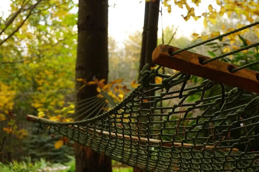 How To Set Up An Outdoor Hammock With Stand Quickly And Safely